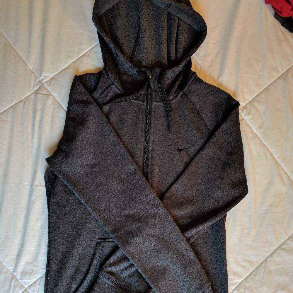Nike therma-fit zip up fleece